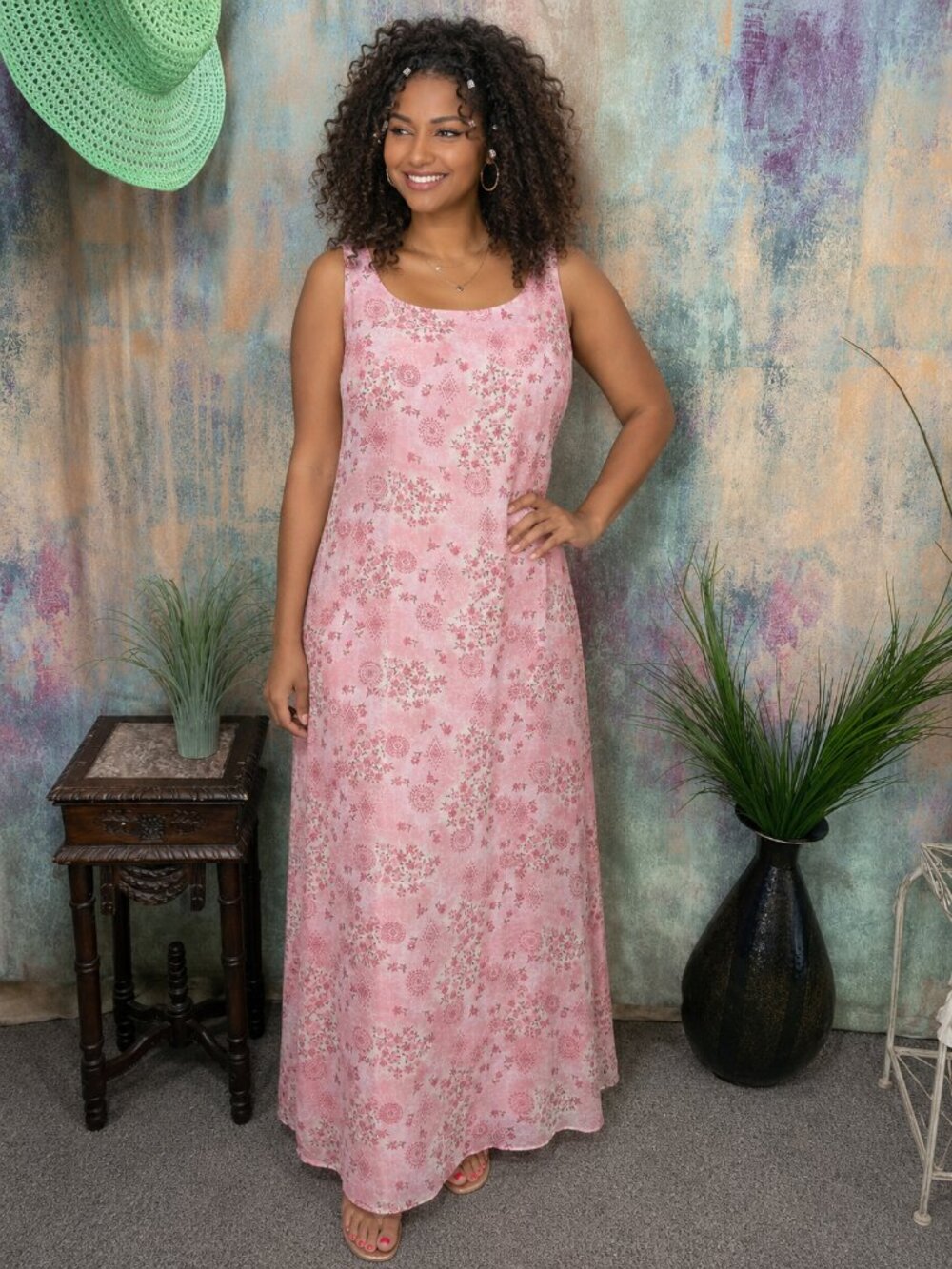 📌Sag Harbor Relaxed Straight Silhouette Pink Floral & Medallion Print Dress